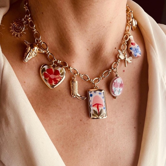 Mushroom charm Pendant Necklace - Picture 2 of 2